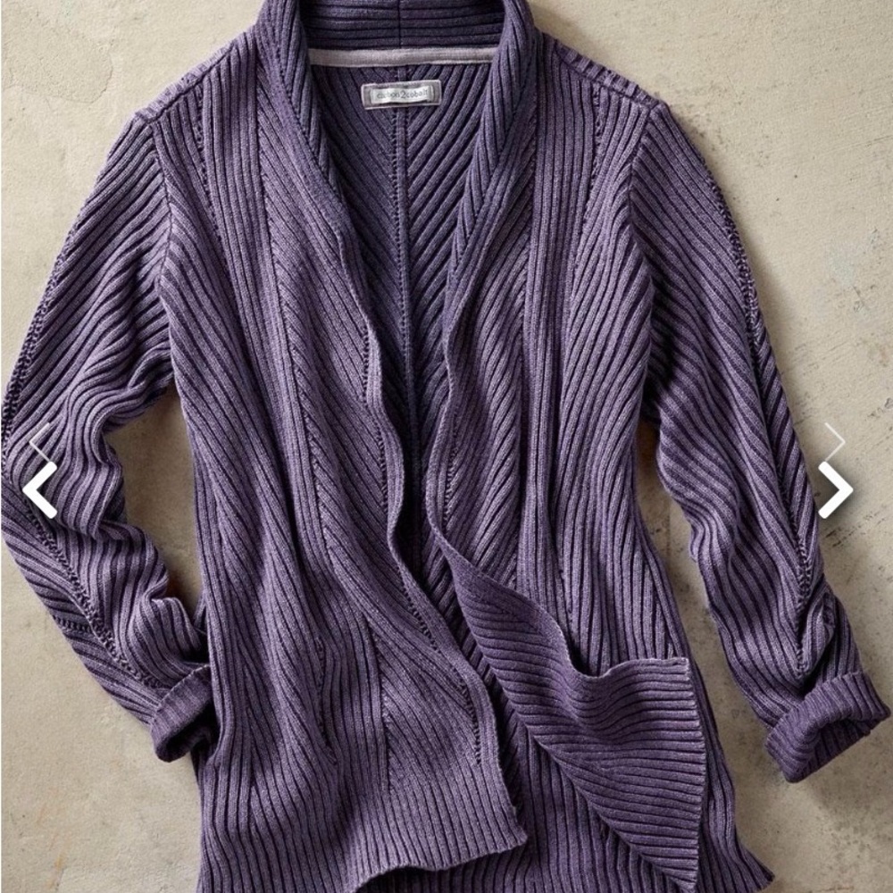 Carbon2Cobalt Women’s Aster Cardigan in Aubergine, Size L.